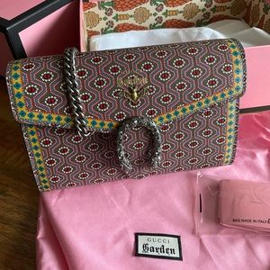 Gucci Garden Chain Wallet Bag